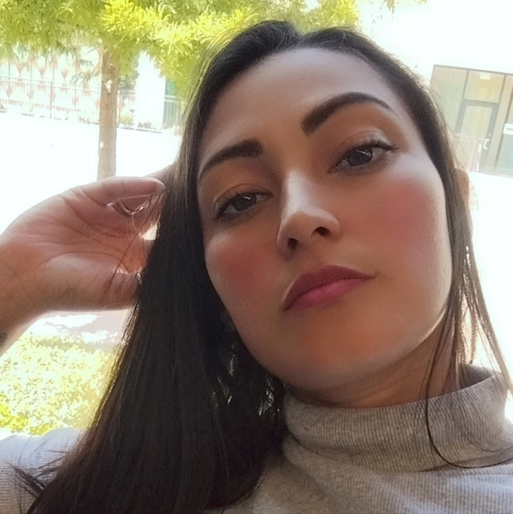 Meet your Posher, Blanca